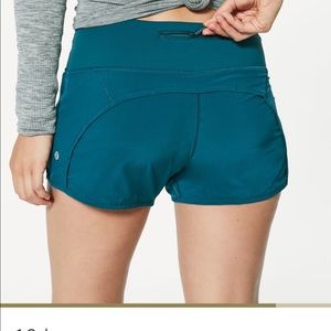 Lululemon Run Times Shorts. Size 6. EUC